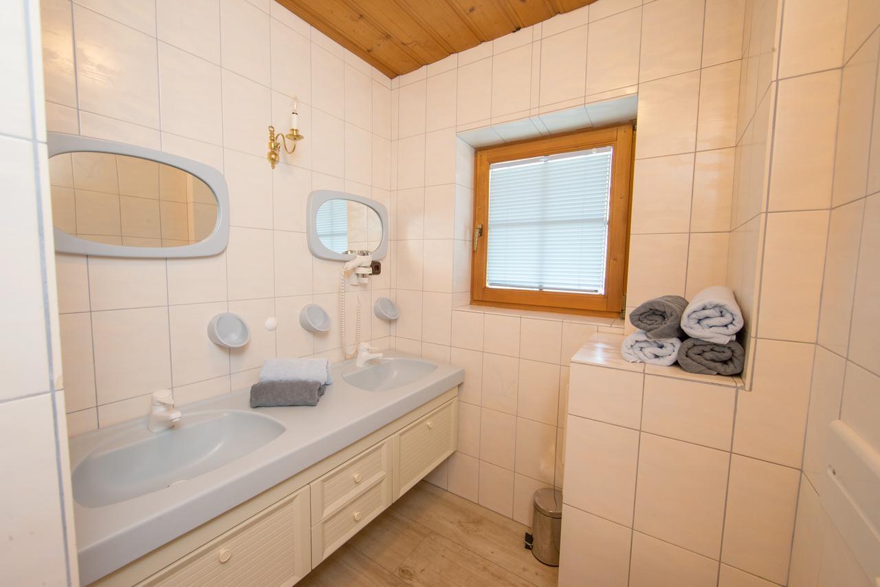 Kramerhaus Viehhofen Buitenkant foto